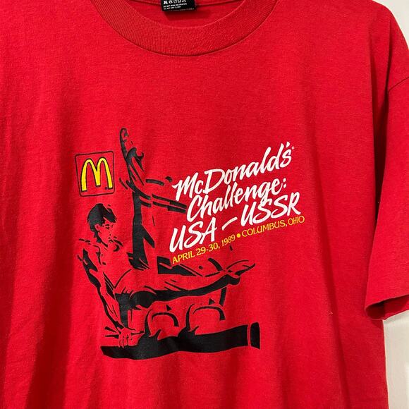 McDonalds Mens XL Red Short Sleeve 1989 Single Stitch T Shirt Challenge USA-USSR - Picture 2 of 5